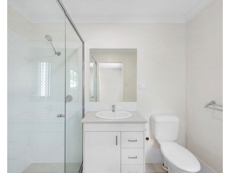 30 Bayford Road, Birkdale QLD 4159