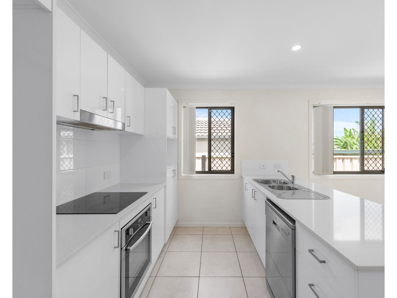 30 Bayford Road, Birkdale QLD 4159