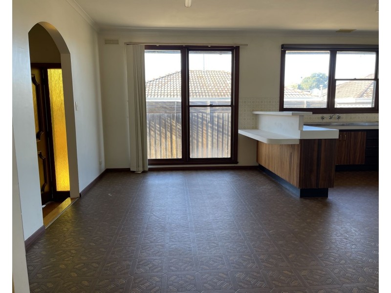 12 Nicholson Street, Sale VIC 3850