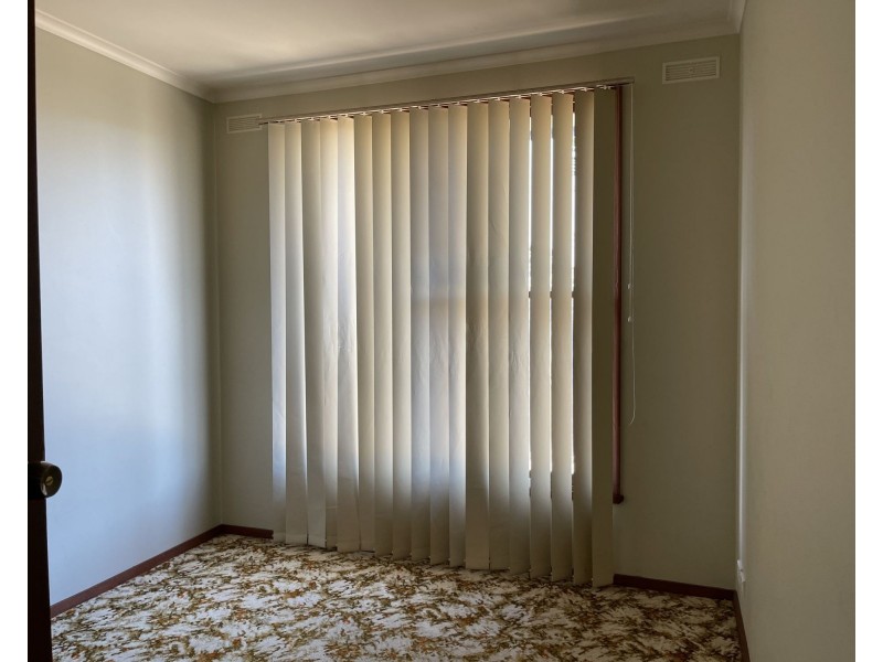 12 Nicholson Street, Sale VIC 3850