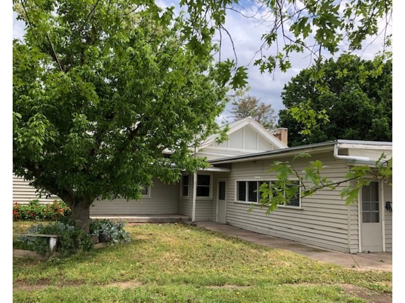 885 Princes Hwy, Flynn VIC 3844