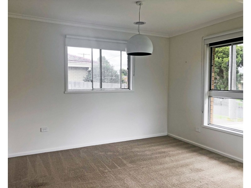 12 Sandra Court, Sale VIC 3850