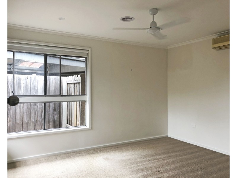 12 Sandra Court, Sale VIC 3850
