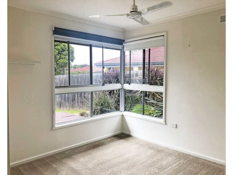 12 Sandra Court, Sale VIC 3850