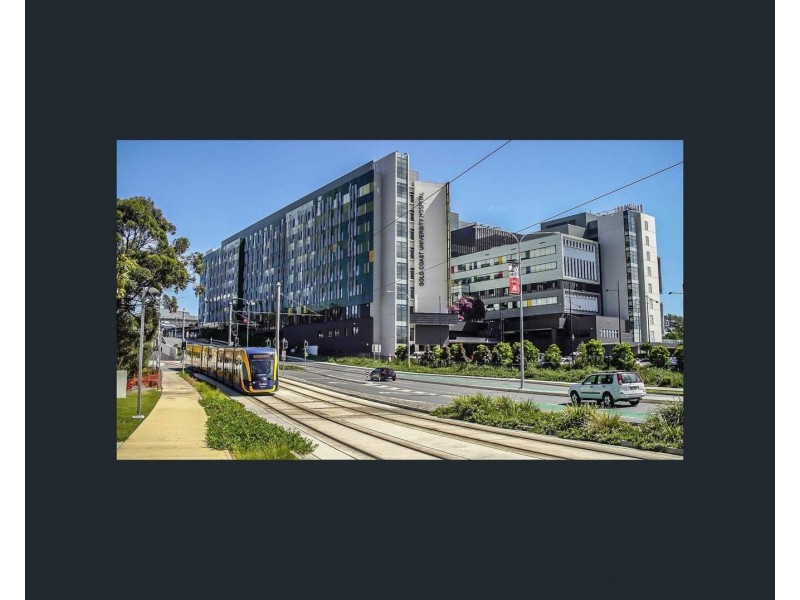 61/106 Marine Parade, Southport QLD 4215
