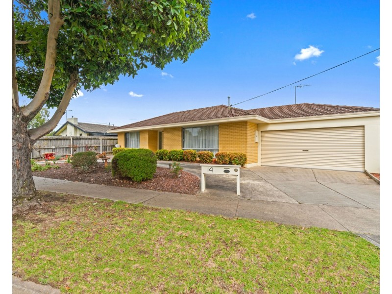 14 Alameda Drive, Sale VIC 3850