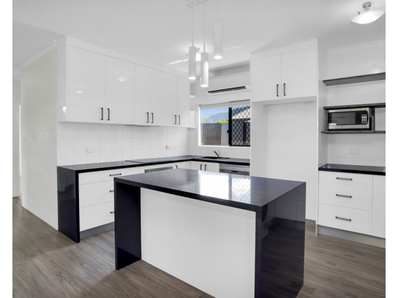 31 Cracknell Road, White Rock QLD 4868
