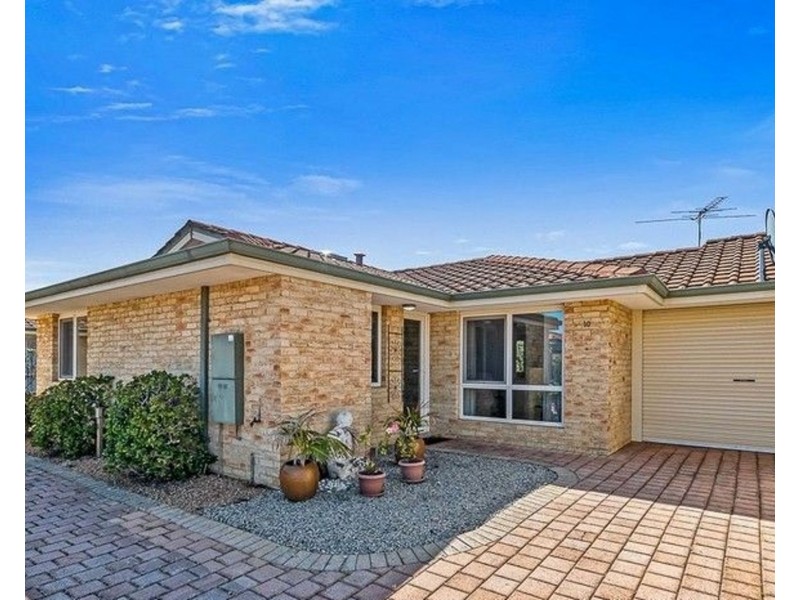 10/4 Callander Avenue, Kinross WA 6028