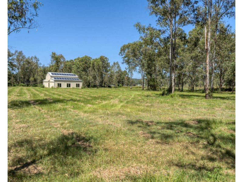 814 Ripley Road, South Ripley QLD 4306