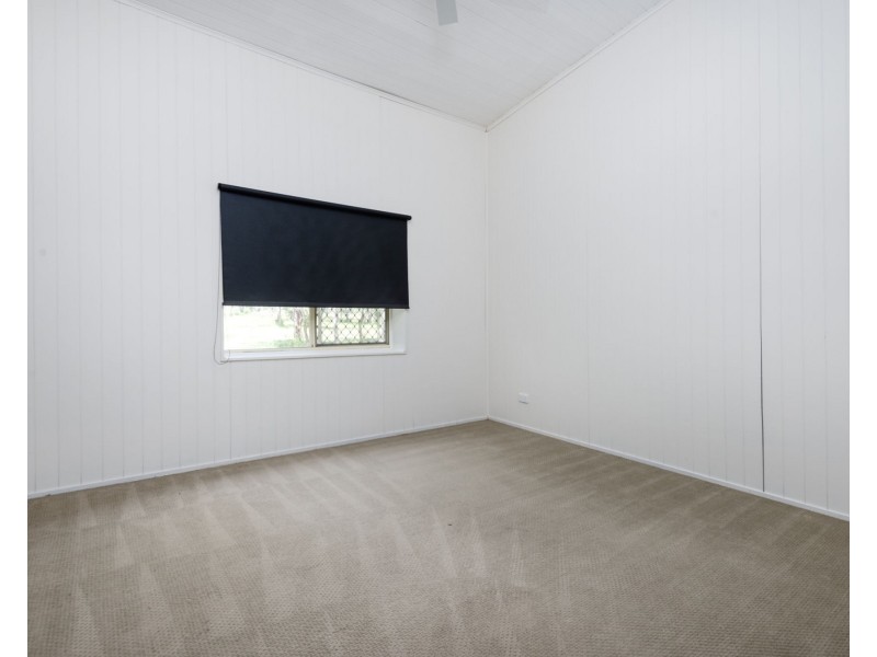 814 Ripley Road, South Ripley QLD 4306