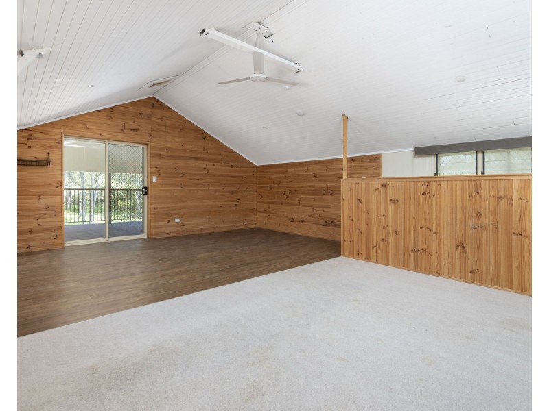 814 Ripley Road, South Ripley QLD 4306