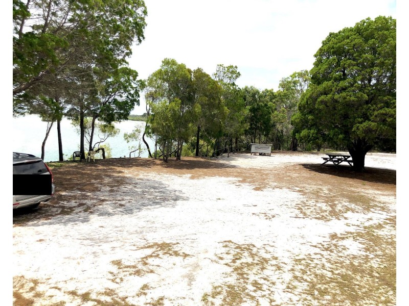 428 Woppis Road, Woodgate QLD 4660