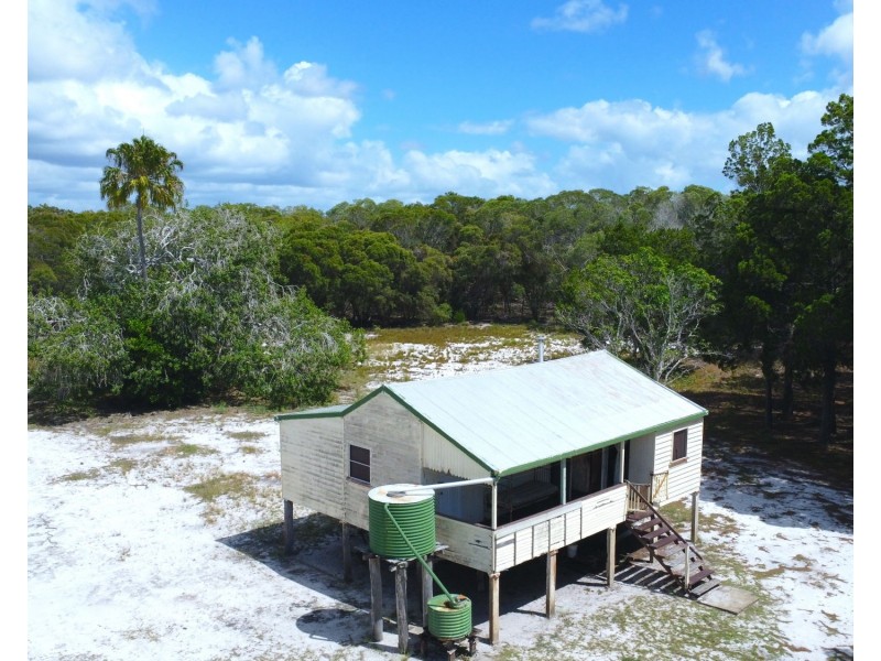 428 Woppis Road, Woodgate QLD 4660