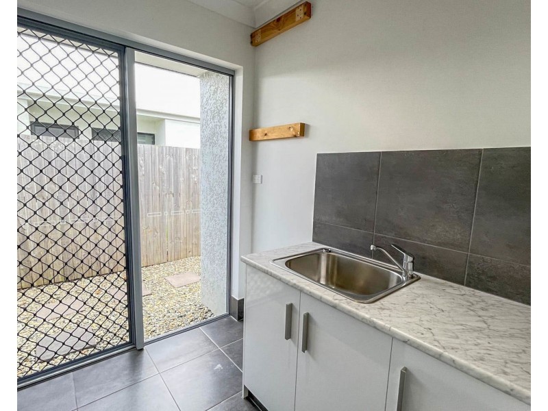 7 Byerstown Link, Trinity Park QLD 4879
