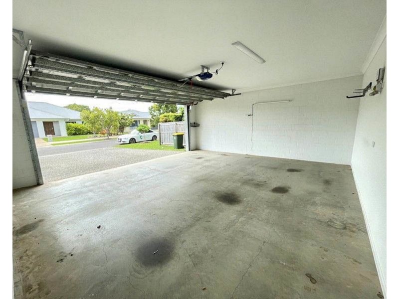 7 Byerstown Link, Trinity Park QLD 4879