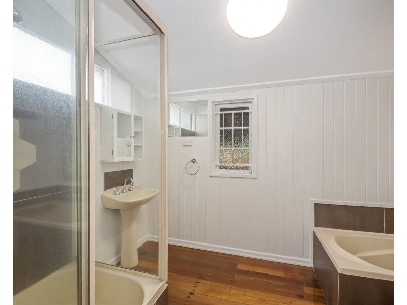 50 Lizzie Street, Bardon QLD 4065