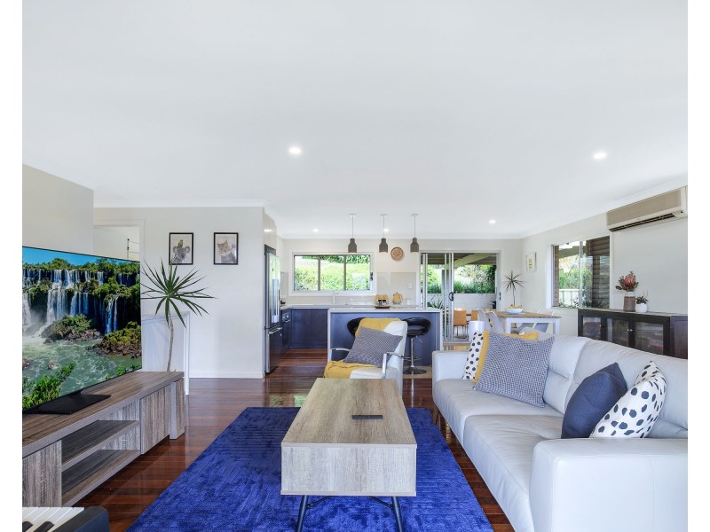 12 Grandis Court, Everton Hills QLD 4053