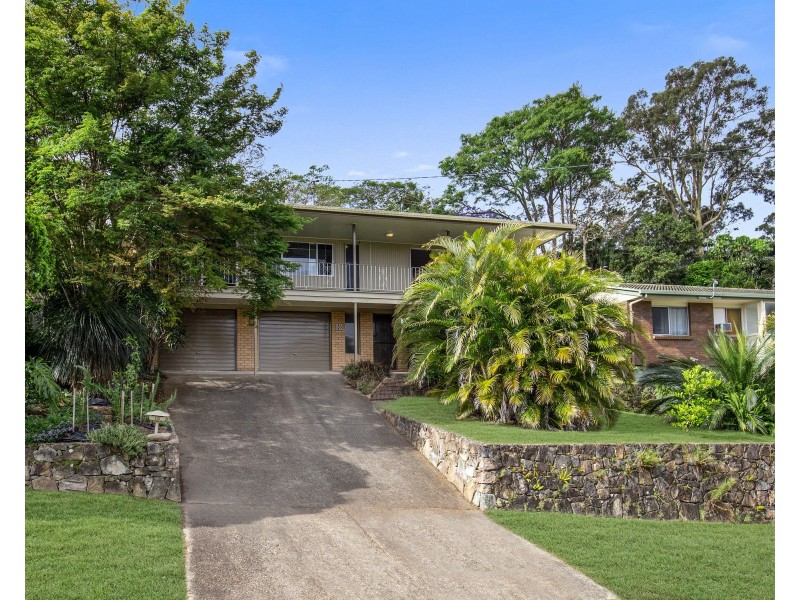 12 Grandis Court, Everton Hills QLD 4053