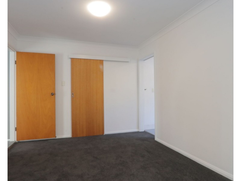 10 Hillcrest Avenue, Bateau Bay NSW 2261