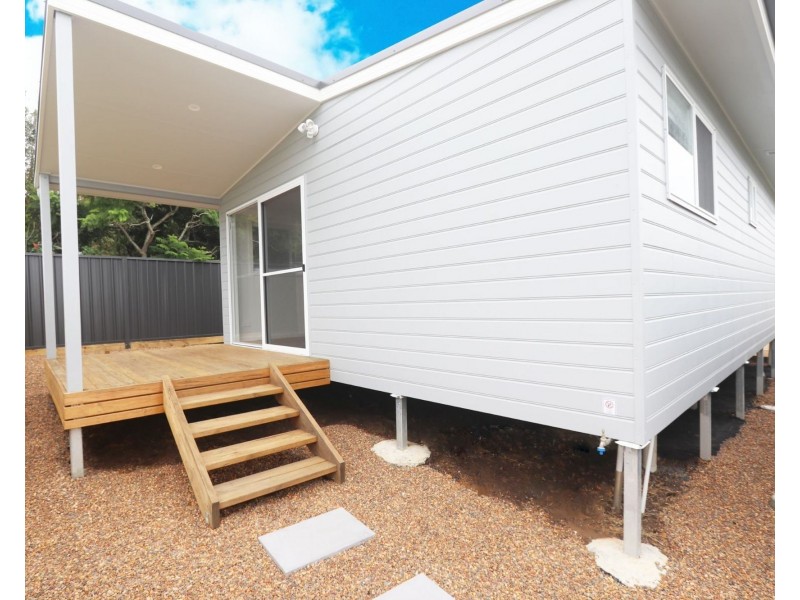 10A Hillcrest Avenue, Bateau Bay NSW 2261