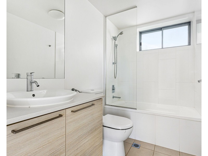 11501/8 Harbour Road, Hamilton QLD 4007