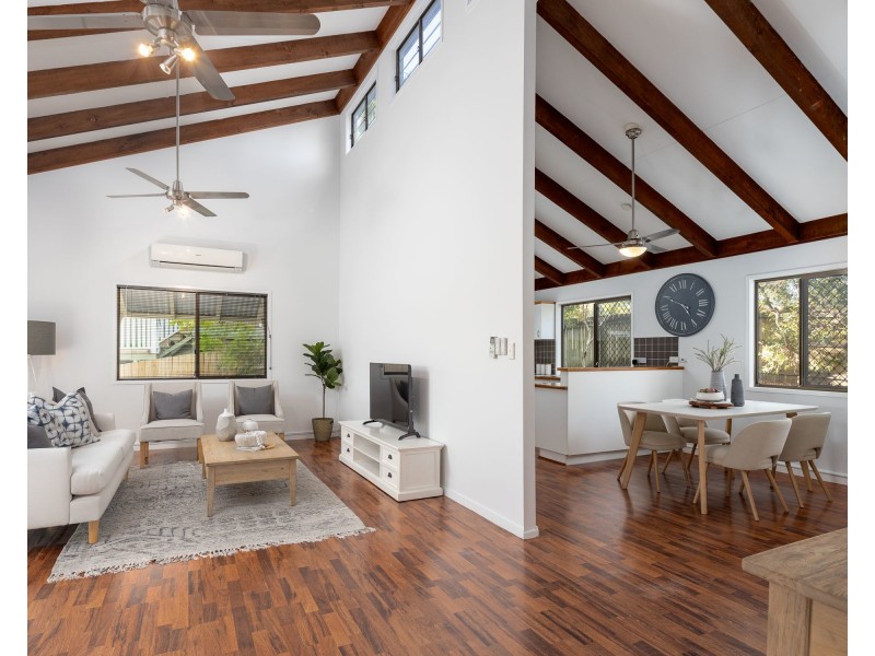 213 Bunya Road, Arana Hills QLD 4054