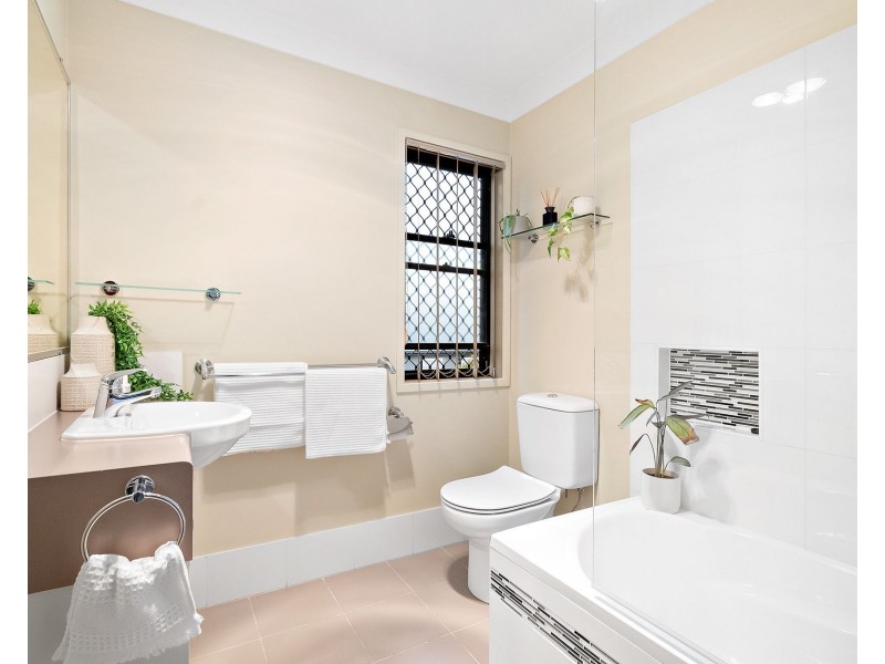 1/22 Seabrook Street, Kedron QLD 4031