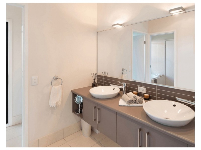 16 Torrance Street, Wooloowin QLD 4030