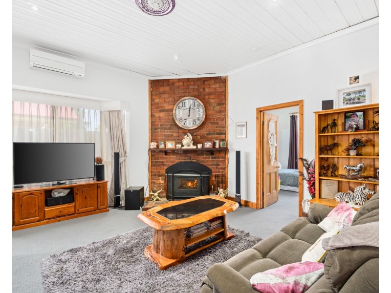 23 Raymond St, Stratford VIC 3862