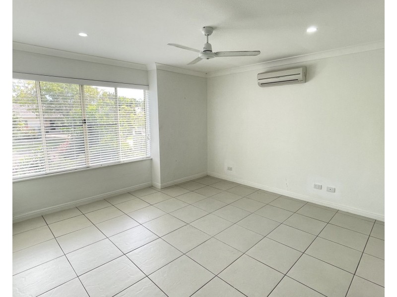 10 Green Avenue, Kewarra Beach QLD 4879