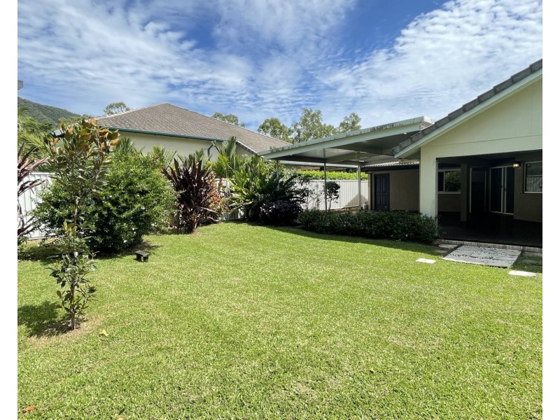 10 Green Avenue, Kewarra Beach QLD 4879