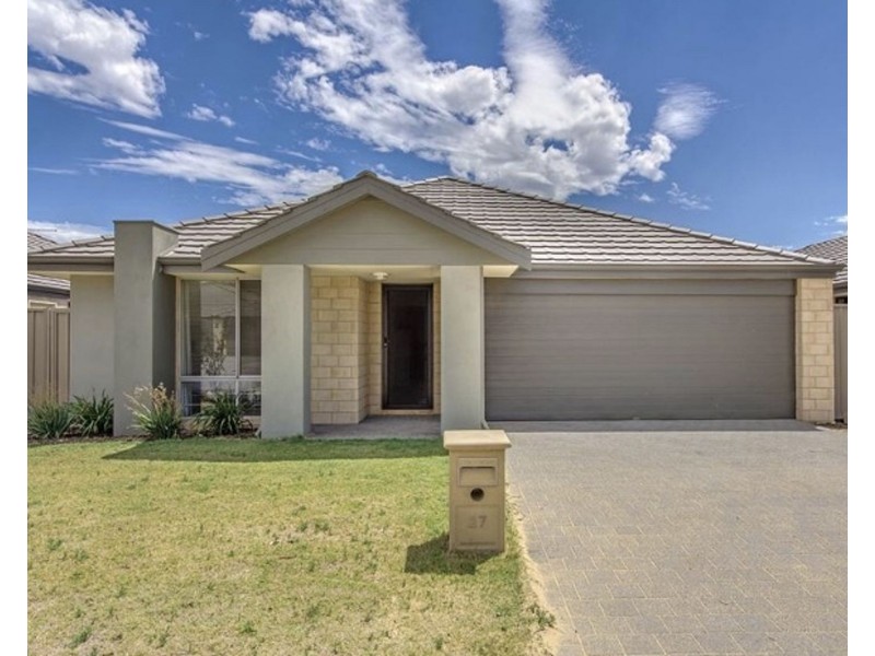 27 Chiltern Avenue, Brookdale WA 6112