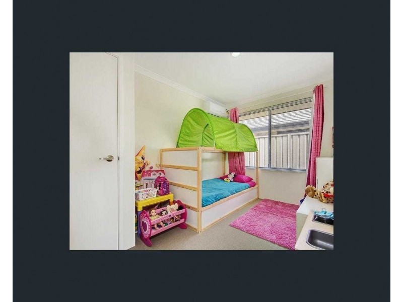 27 Chiltern Avenue, Brookdale WA 6112