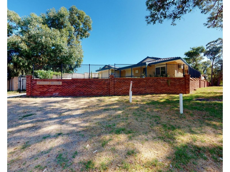 2 Valley Brook Road, Caversham WA 6055