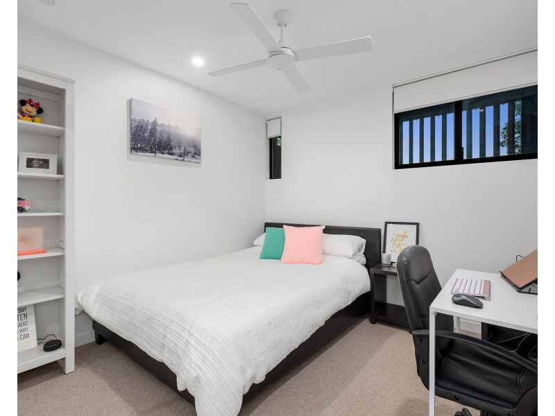 1202/1918 Creek Road, Cannon Hill QLD 4170