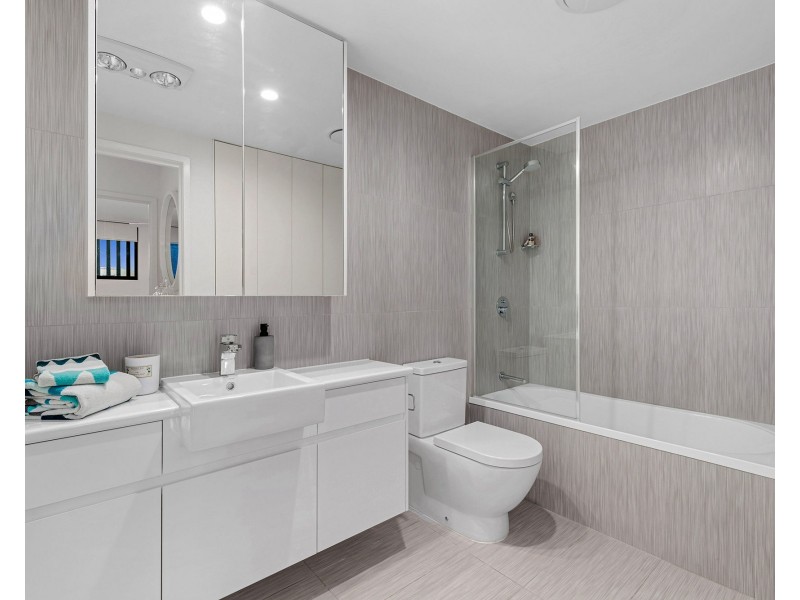 1202/1918 Creek Road, Cannon Hill QLD 4170