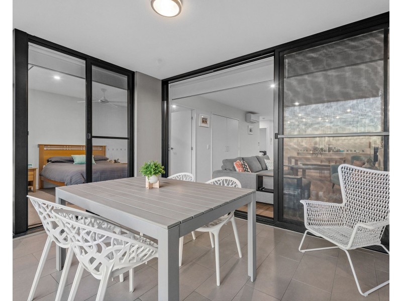 1202/1918 Creek Road, Cannon Hill QLD 4170