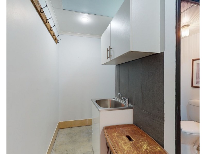 4/5 Harvest Road, North Fremantle WA 6159