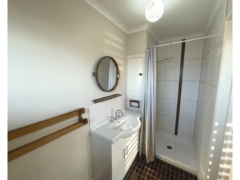 242 Belmont Road, Belmont QLD 4153