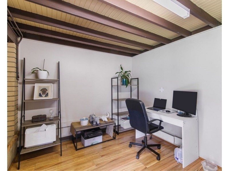 242 Belmont Road, Belmont QLD 4153