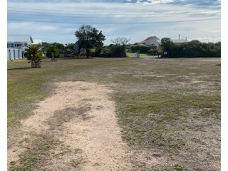 20 Centre Rd, Seaspray VIC 3851