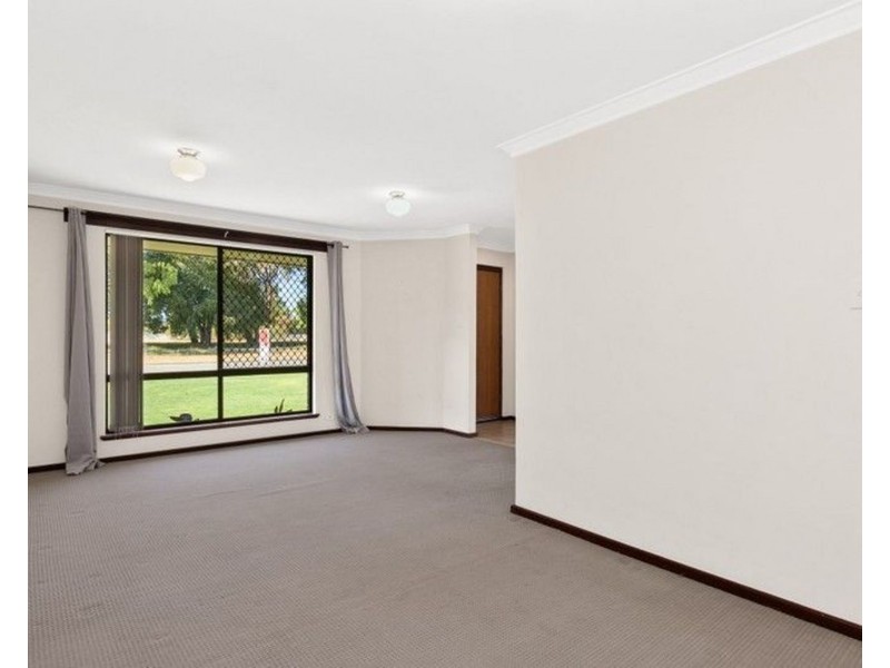 8 CASSERLEY ROAD, Rockingham WA 6168