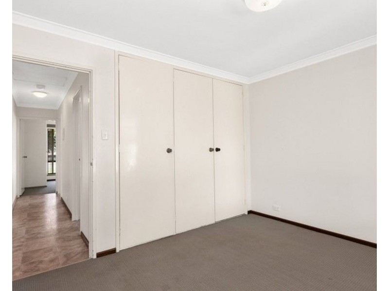 8 CASSERLEY ROAD, Rockingham WA 6168