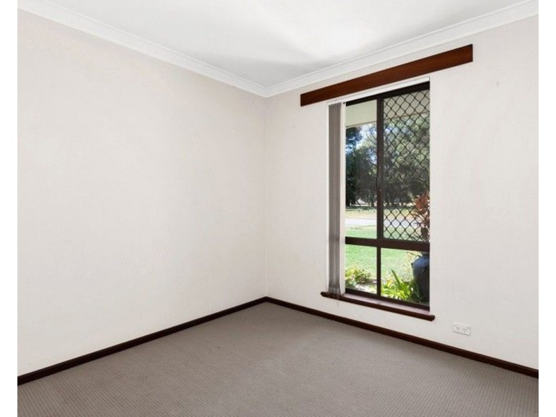 8 CASSERLEY ROAD, Rockingham WA 6168
