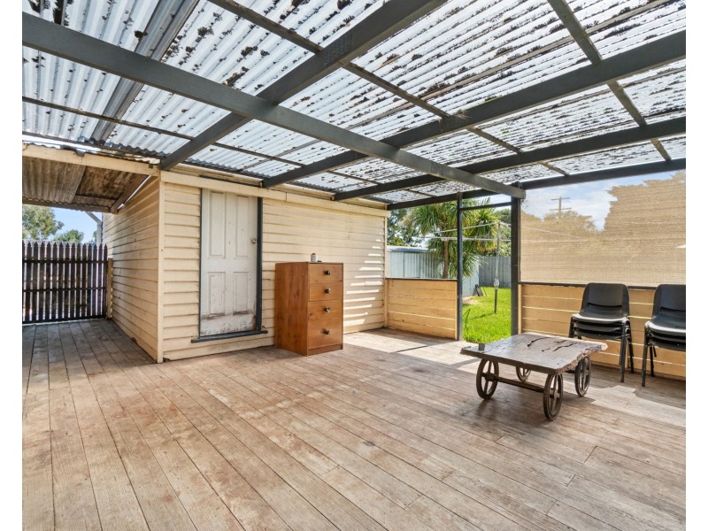 31 Maffra Rd, Heyfield VIC 3858