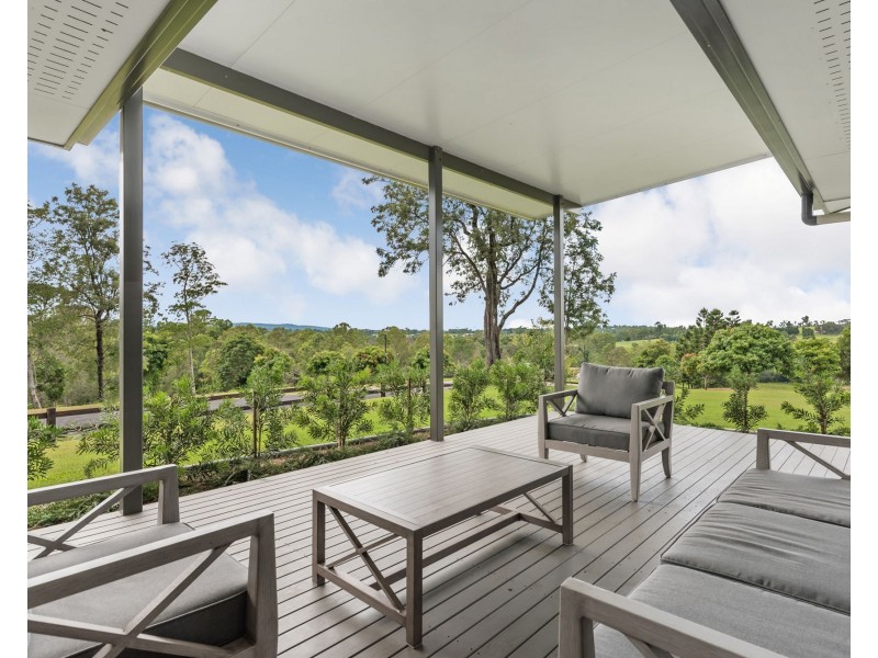 146 McIntosh Creek Road, Jones Hill QLD 4570