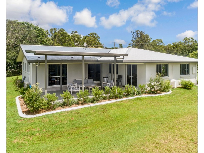 146 McIntosh Creek Road, Jones Hill QLD 4570