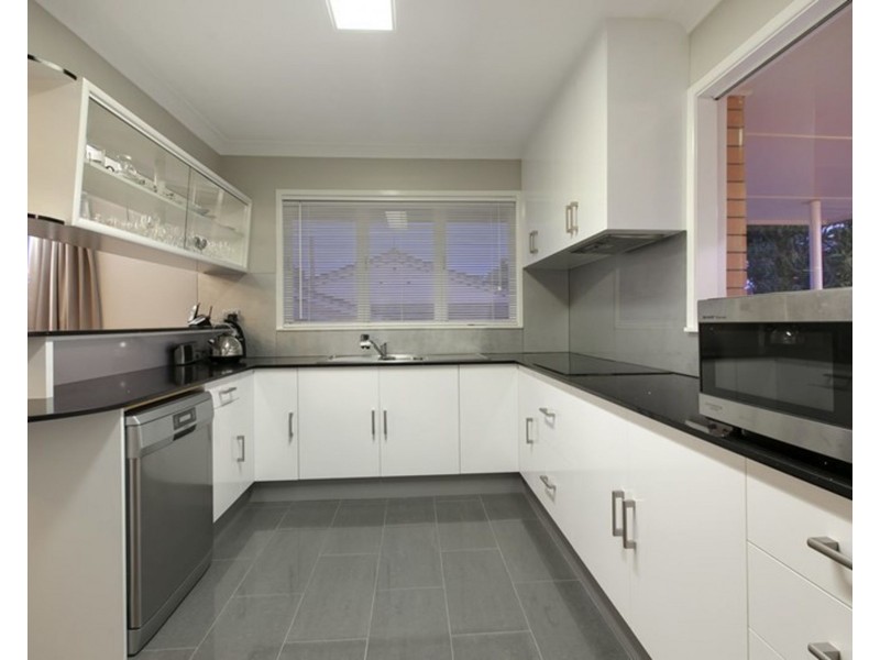 198 Rode Road, Wavell Heights QLD 4012