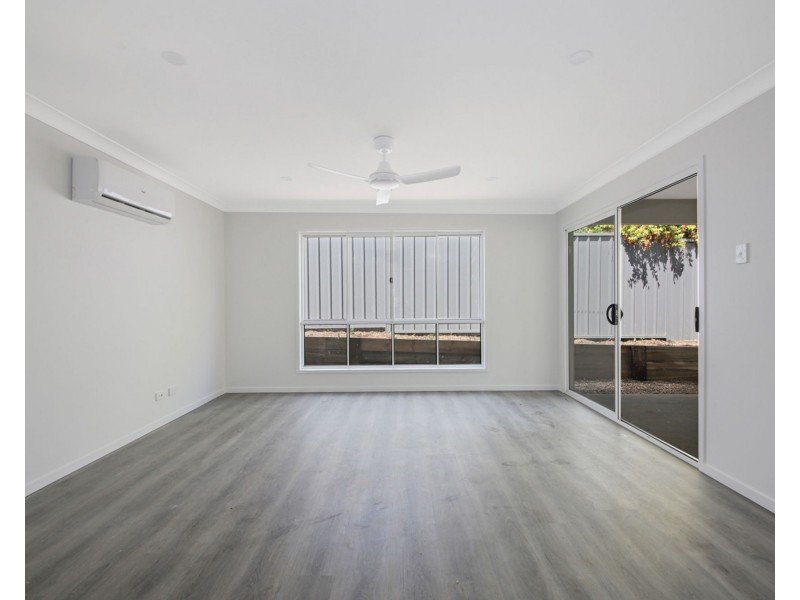 51 Avonmore Street, Edens Landing QLD 4207