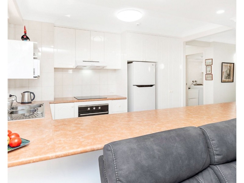 41/20 Commodore Drive, Paradise Waters QLD 4217